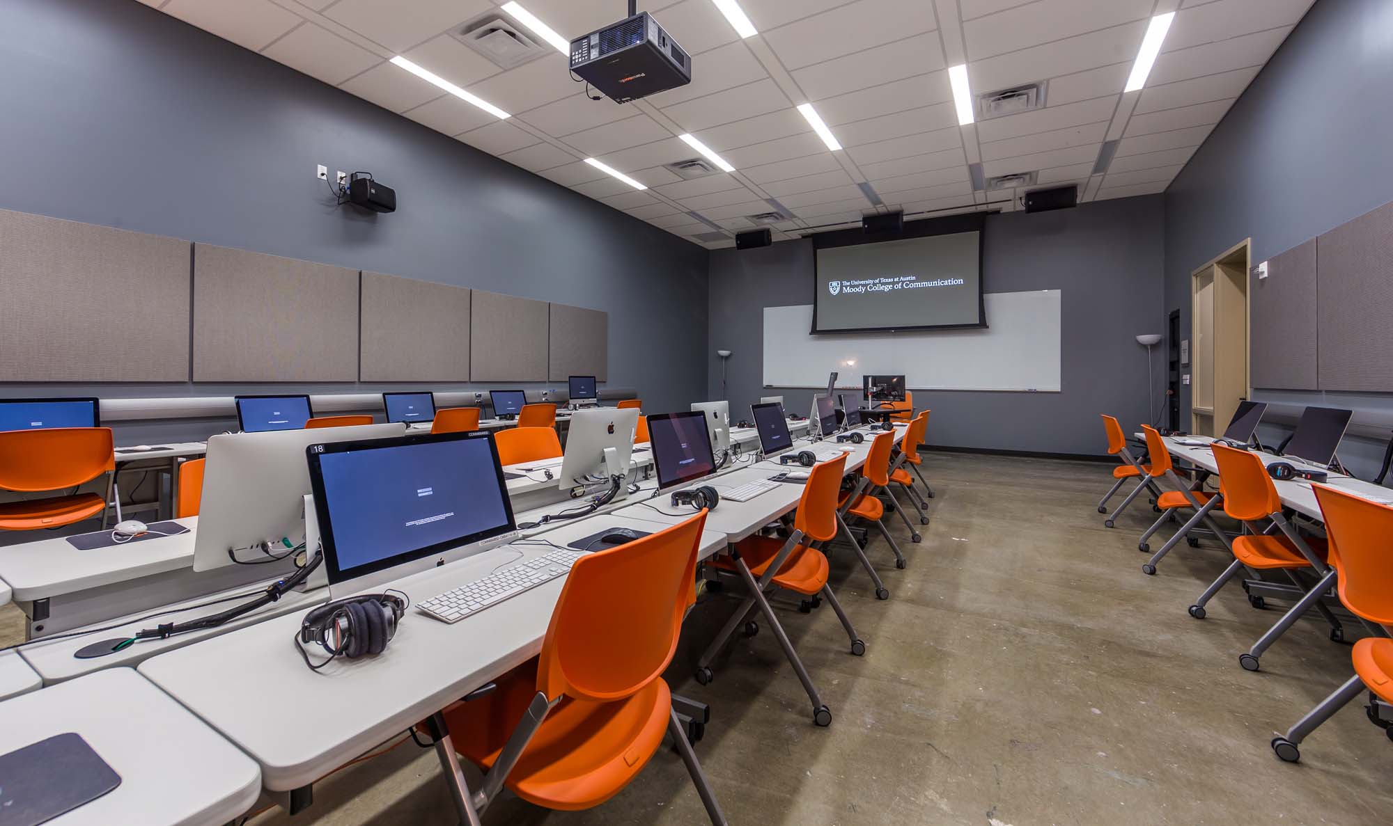 college computer classroom