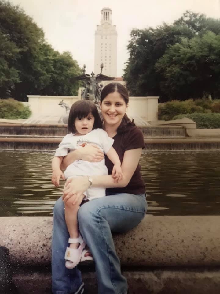 Linda Garza with daughter 