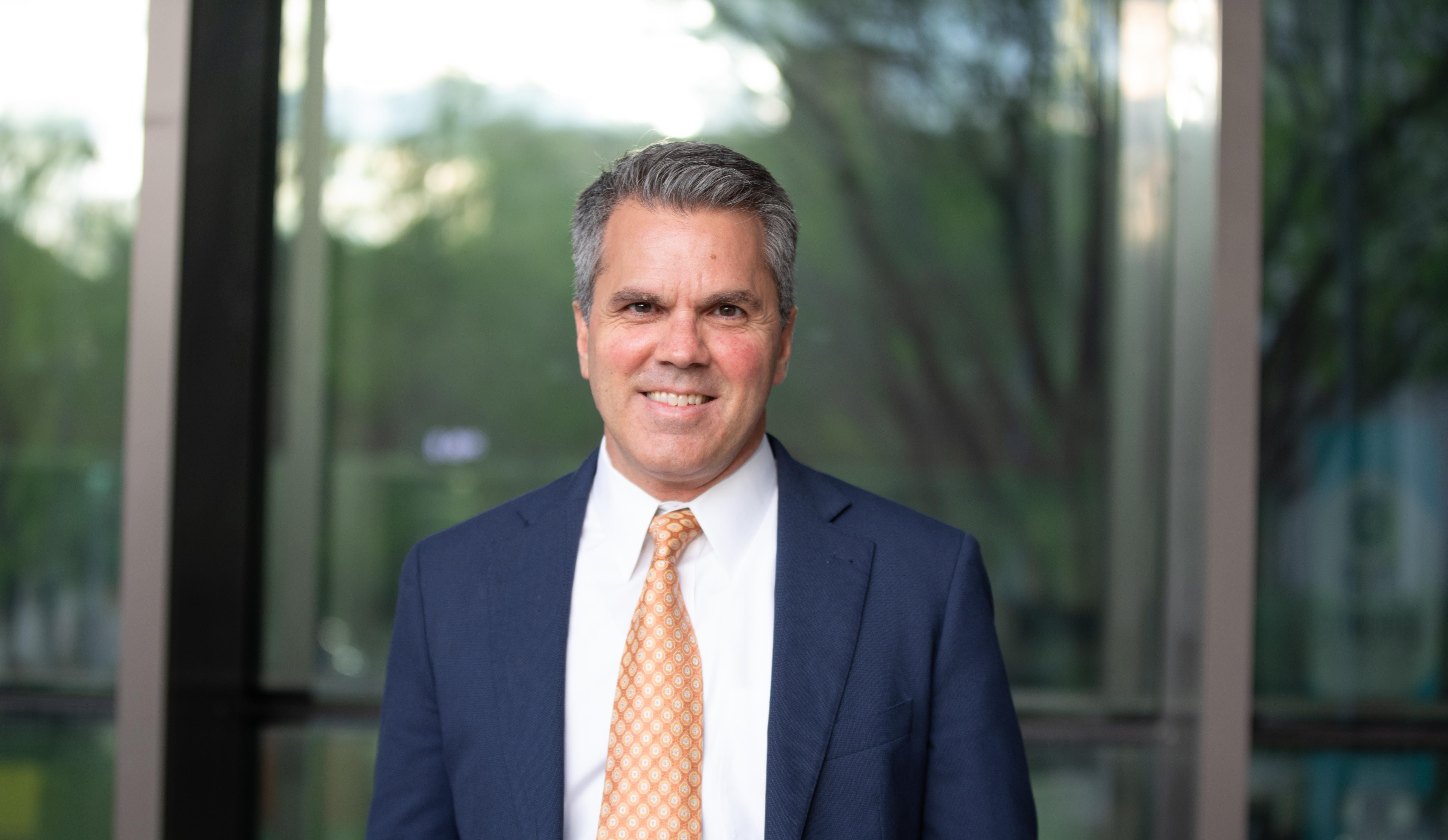 Headshot of Mark Strama