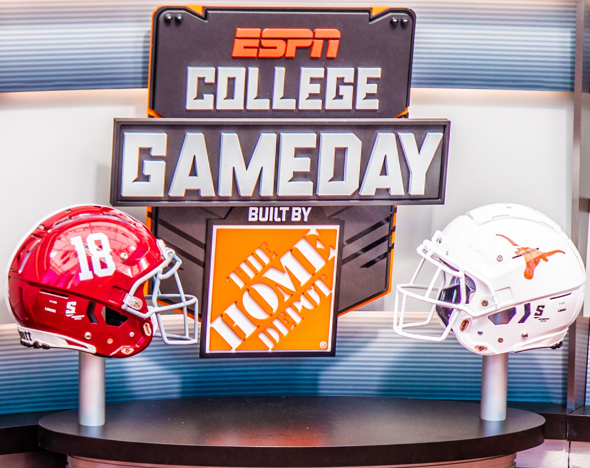 ESPN's College Gameday comes to Tuscaloosa for Crimson Tide football game