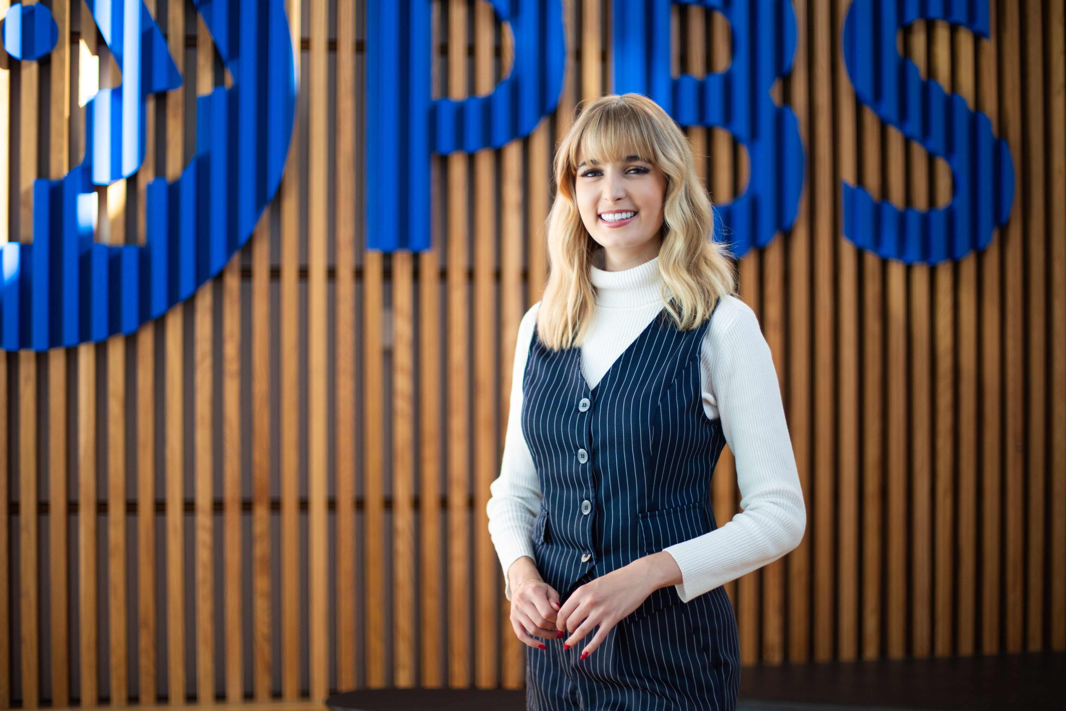 portrait of UTNY alum laura laughead