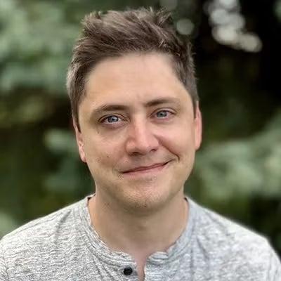 Ryan Tinlin Headshot