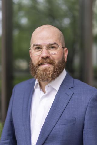 Headshot of Loren Cressler