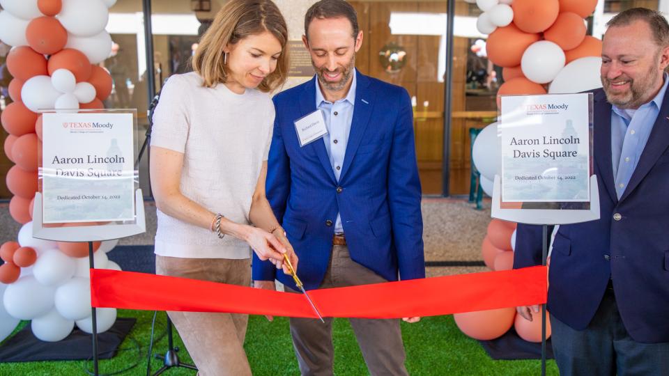 Moody College unveils major transformation of Walter Cronkite Plaza.