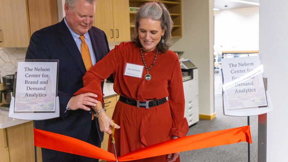 Ribbon cutting for new Nelson Center for Brand and Demand Analytics