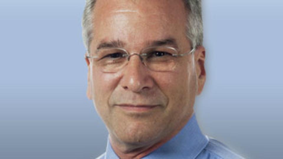 sites_communication.utexas.edu_files_images_features_thumbs_feature-thm-bernstein.jp