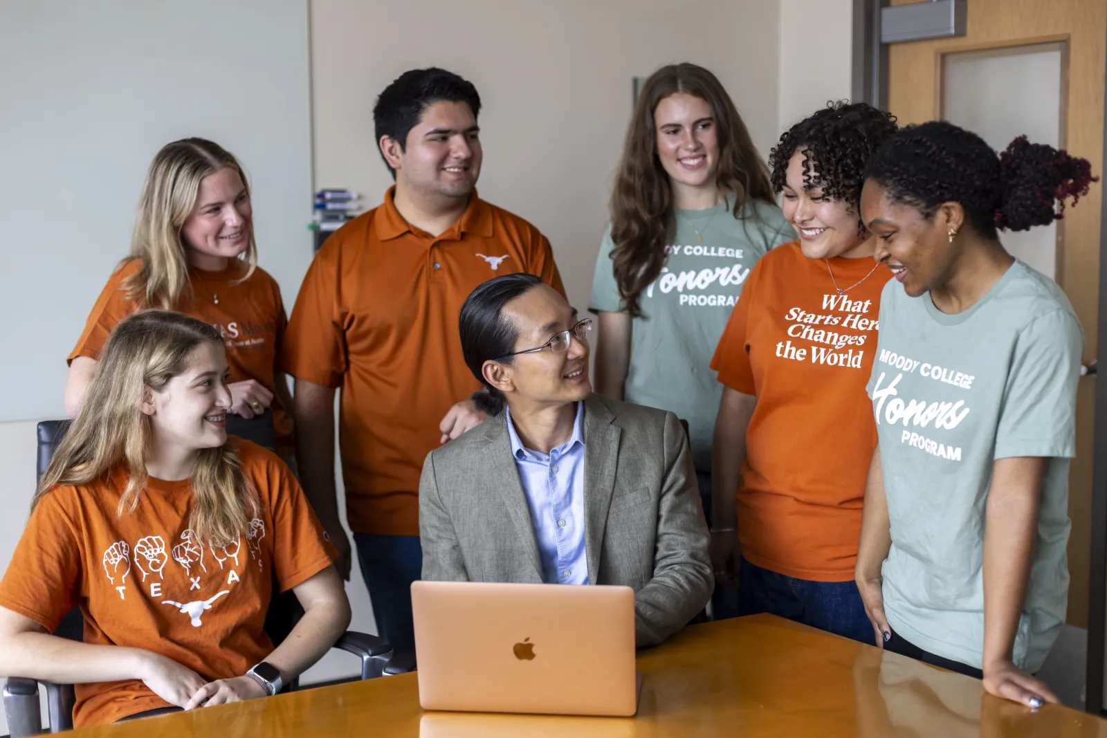 Photo of the Moody Honors Program students