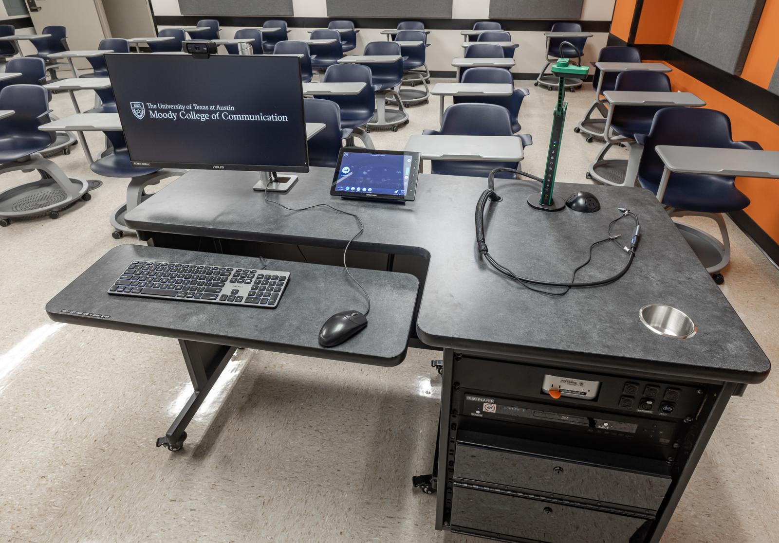 CMA 6.154 Classroom Teaching Console Photo