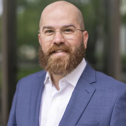 Loren Cressler headshot