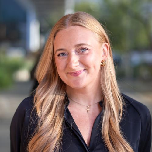 Annie Vitale Headshot