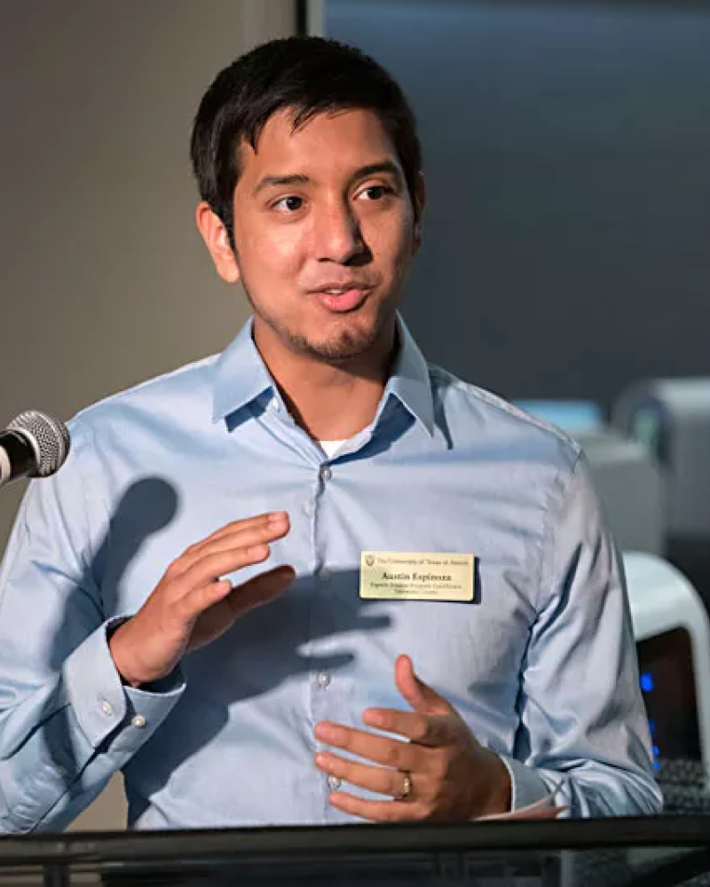 Headshot of Austin Espinoza